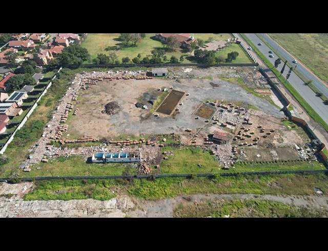 15,900M² INDUSTRIAL YARD TO LET IN ALRODE